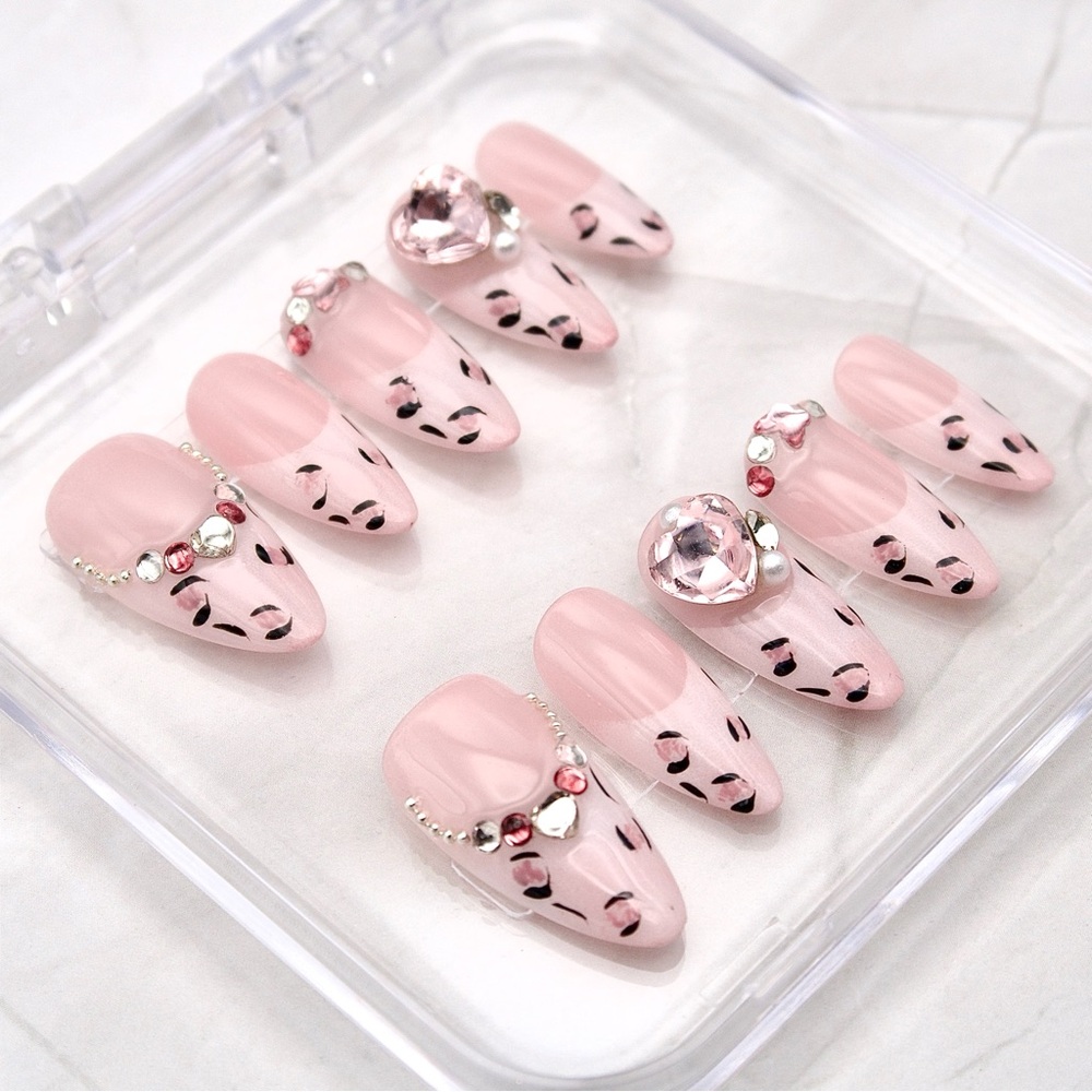 GlamBerry 10pcs Handmade Press-On Nails, Reusable, with Nail Kit - Sizes XS-L